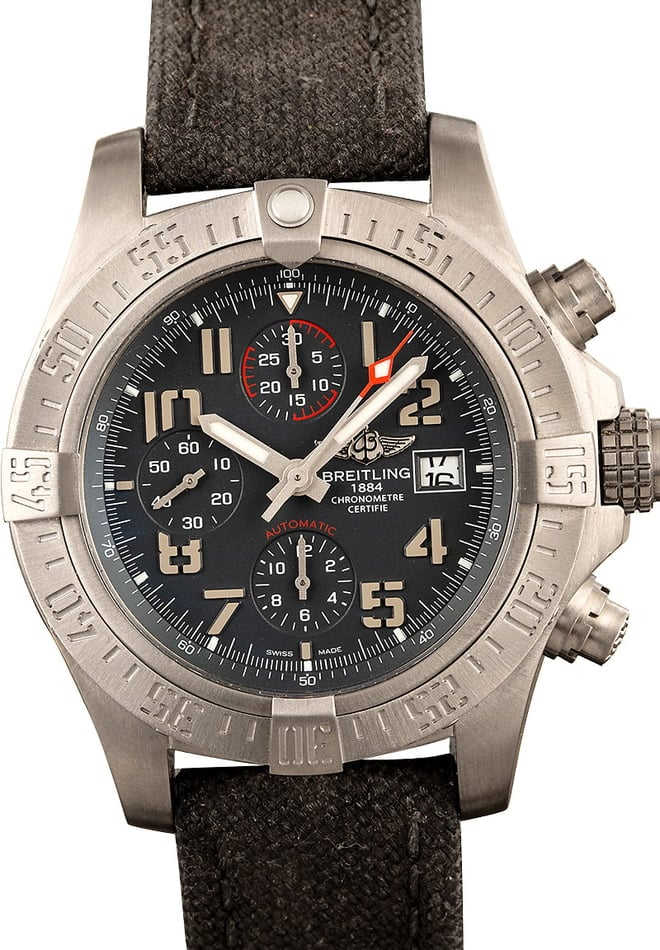 Breitling Avenger Bandit Chronograph E1338310